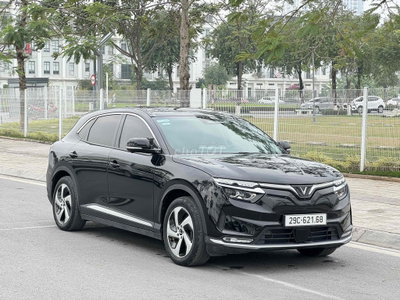 VinFast VF8 Eco 2023 Đen 50224 km