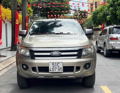 Ford Ranger XLS 2014 số tự động giá mềm