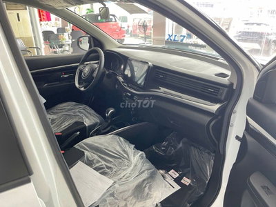Suzuki XL7 Hybrid màu trắng 160 tr lấy xe