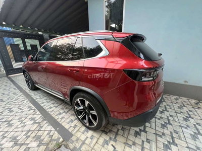 VinFast Lux SA 2020 Premium Đỏ