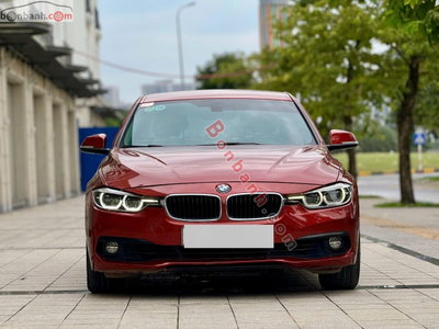 Xe BMW 3 Series 320i 2018