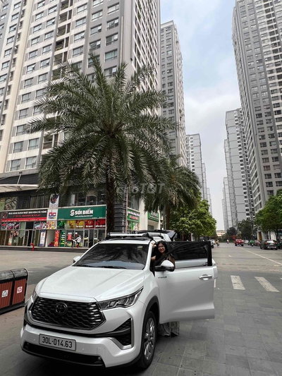 Toyota Innova Hybrid HEV 2024
