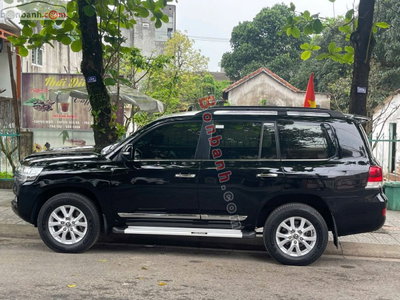 Xe Toyota Land Cruiser VX 4.6 V8 2016