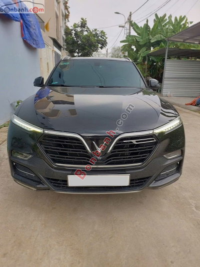 Xe VinFast Lux SA 2.0 Plus 2.0 AT 2020