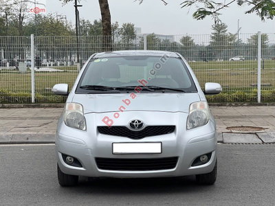 Xe Toyota Yaris 1.3 AT 2010