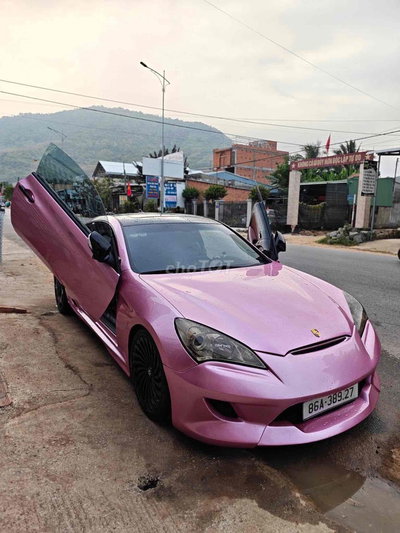 Hyundai Genesis 2010 Hồng 90000 km