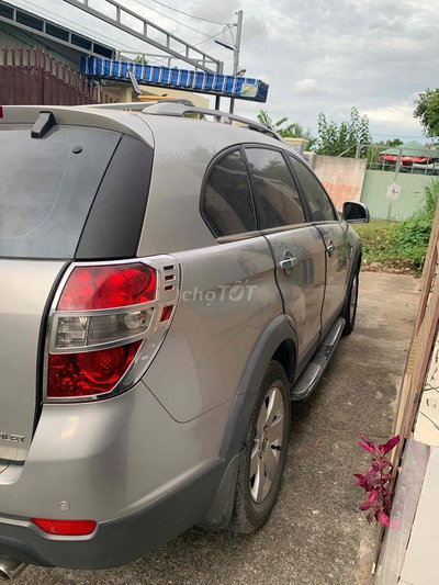 Chevrolet Captiva Bạc 7 chỗ