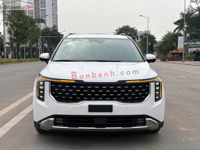 Xe Kia Carnival Signature 2.2D 2024