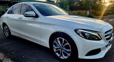 Mercedes-Benz C200 2019 Trắng 72.000 km