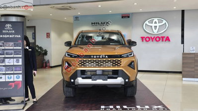 Xe Toyota Hilux Trailhunter 2.8L 4x4 AT 2026