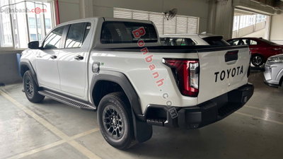 Xe Toyota Hilux Pro 2.8L 4x2 AT 2026