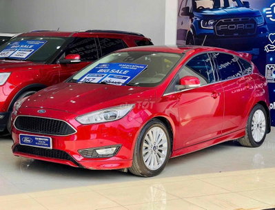 Ford Focus Sport Đỏ 5 cửa - 1 chủ từ mới