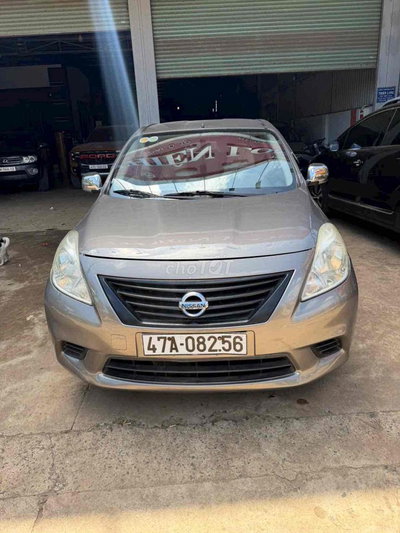 Nissan Sunny 2013 1 chủ mua mới 142tr