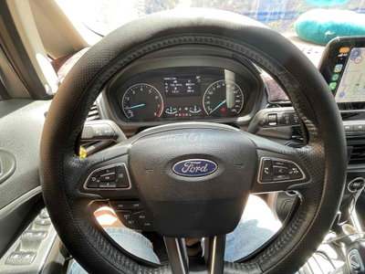 Ford EcoSport 2018 Titanium 1.5L AT - 690000 km