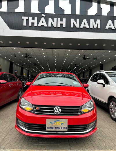 Volkswagen Polo 2015 1.6AT Sedan