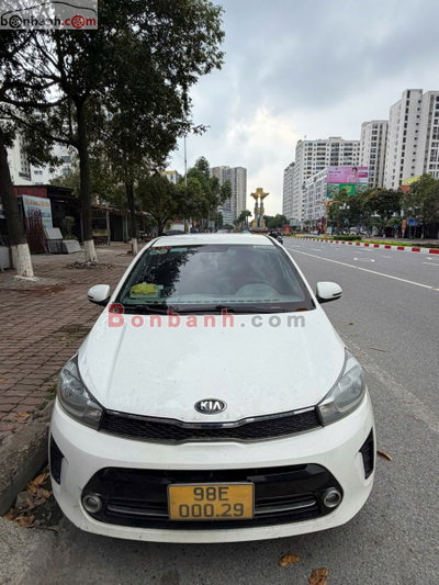 Xe Kia Soluto 1.4 MT 2021