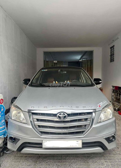Toyota Innova 2015 số tự động