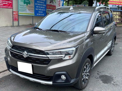 Suzuki XL7 2022 số tự động màu xám