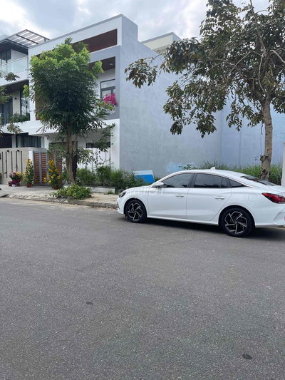 MG MG5 2022 Luxury - 19500 km