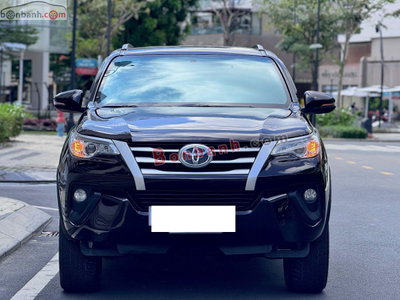Xe Toyota Fortuner 2.4G 4x2 MT 2019