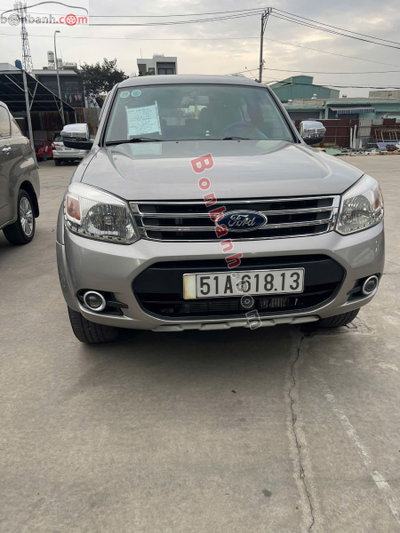 Xe Ford Everest 2.5L 4x2 AT 2013