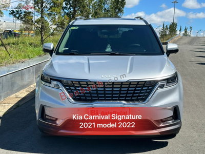 Xe Kia Carnival Signature 2.2D 2021