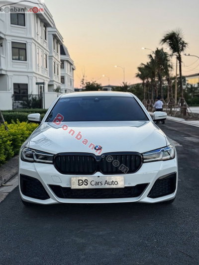 Xe BMW 5 Series 520i M Sport 2022