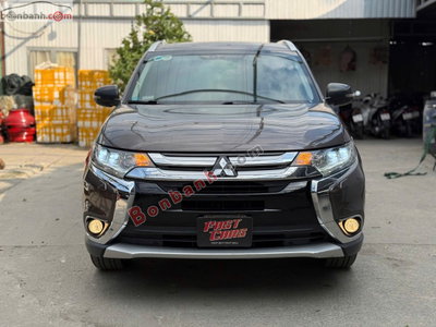 Xe Mitsubishi Outlander 2.0 CVT Premium 2017