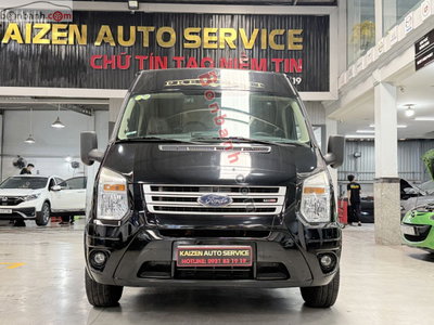 Xe Ford Transit Limousine 2017
