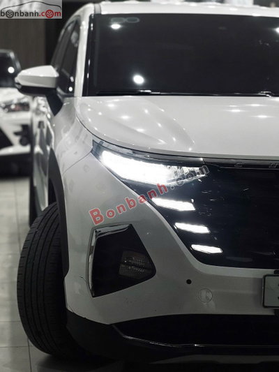 Xe Hyundai Custin Tiêu Chuẩn 1.5T 2023