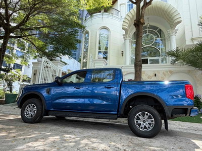 Ford Ranger 2024 Xanh Navy 1900km