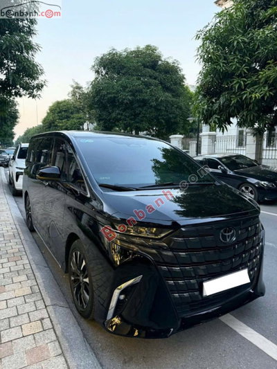 Xe Toyota Alphard 2.4 AT 2023