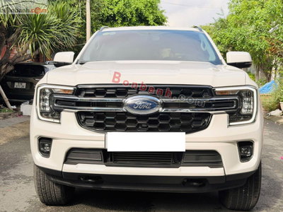 Xe Ford Everest Ambiente 2.0L 4x2 AT 2025