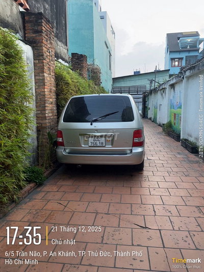 Kia Carnival 2008 Bạc