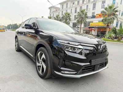 Xe điện VinFast VF8 Eco 2023 Đen