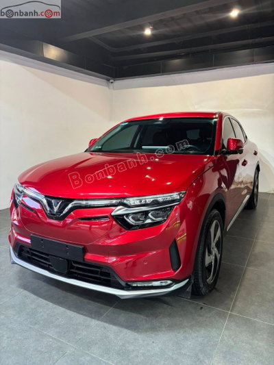 Xe VinFast VF8 Eco AWD 2023