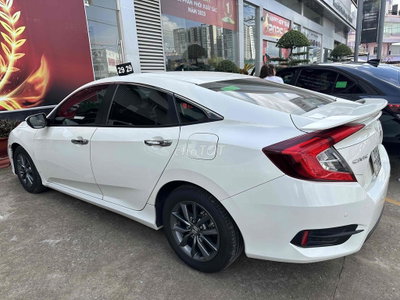 Honda Civic màu Trắng 51000 km