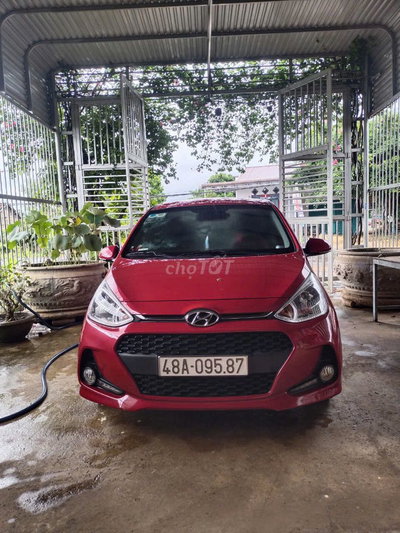 Hyundai Grand i10 2020 Đỏ 14.000 km