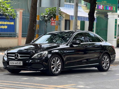 Mercedes Benz C200 2018 - 45000 km SIÊU LƯỚT