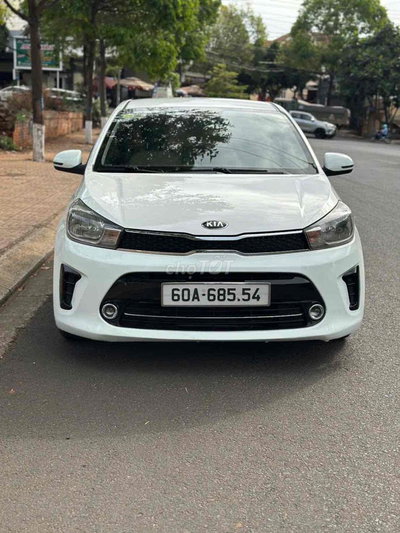 Kia Soluto 2019 Trắng