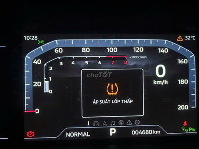 Mitsubishi Xforce 2024 4680 km Vàng