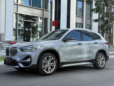 BMW X1 2022 Xám