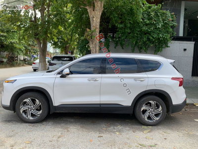 Xe Hyundai SantaFe Tiêu chuẩn 2.2L 2023