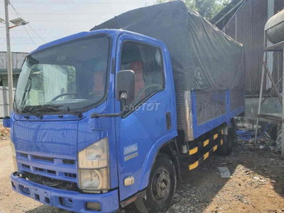 Isuzu 2010 - 250000 km