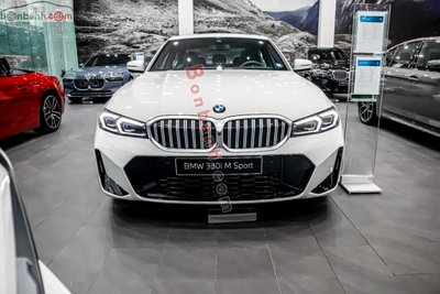 Xe BMW 3 Series 330i M Sport 2024