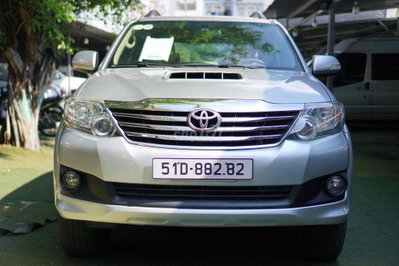 Toyota Fortuner 2014 Dầu Sàn