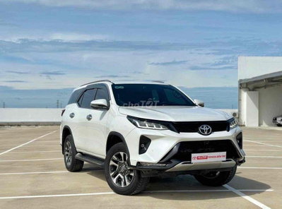 Toyota Fortuner Legender 2022 72.500 km