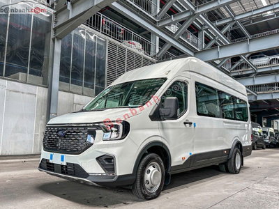 Xe Ford Transit Premium+ 2026