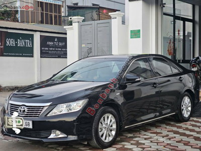 Xe Toyota Camry 2.0E 2014