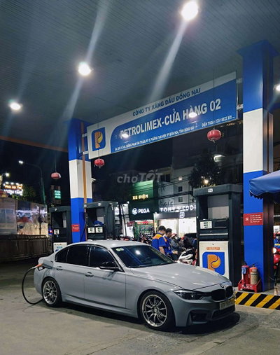 BMW Series 3 màu Xám